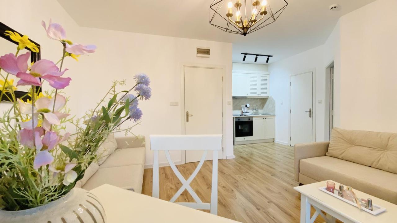 Apartello Modern Apartments In Downpark Солнечный берег Экстерьер фото